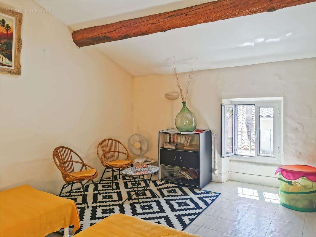 Vente maison de ville à Marseillan entièrement rénovée et meublée - photo 7