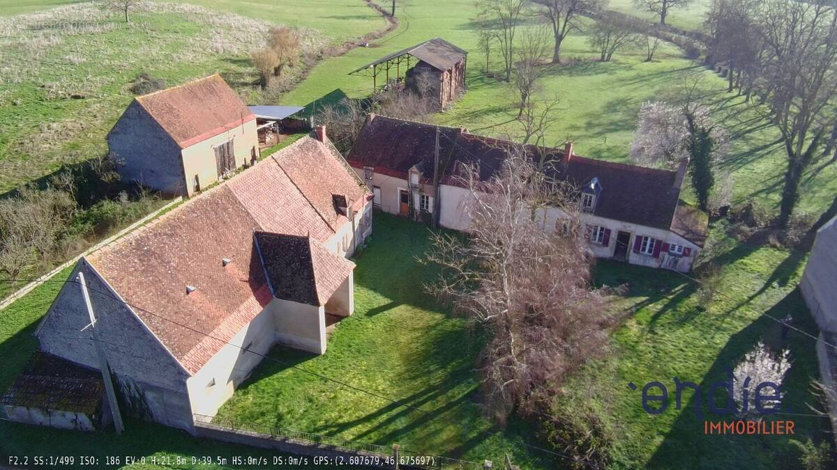 Maison à COUST