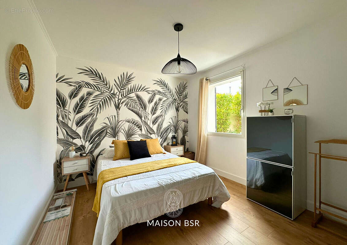 Coup de coeur! Maison de plain pied 117 m2  jardin Paysager de 1256 m2 , jacuzzi et garages. - photo 12