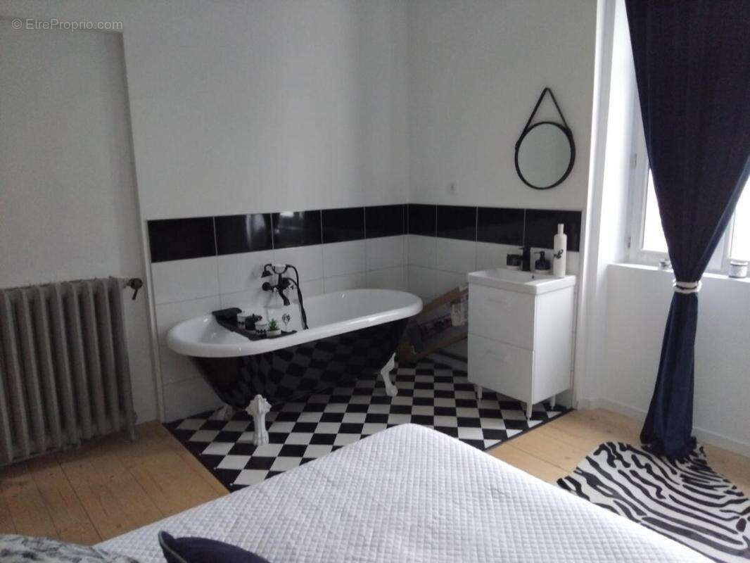 Maison à MARILLET