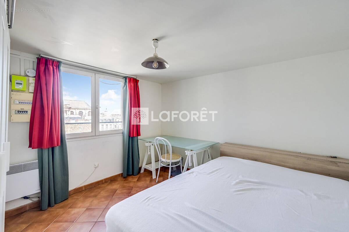 Appartement à PARIS-6E