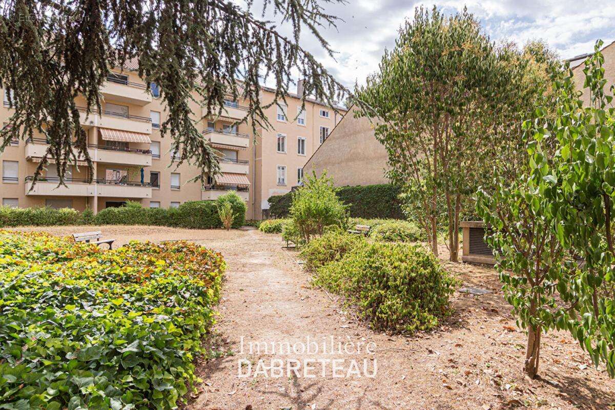 Appartement à VILLEURBANNE