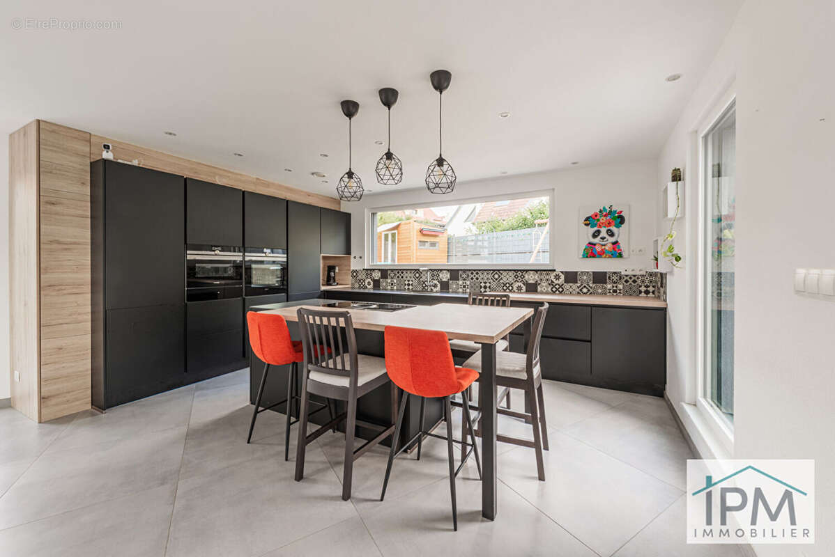 Maison à ERNOLSHEIM-BRUCHE