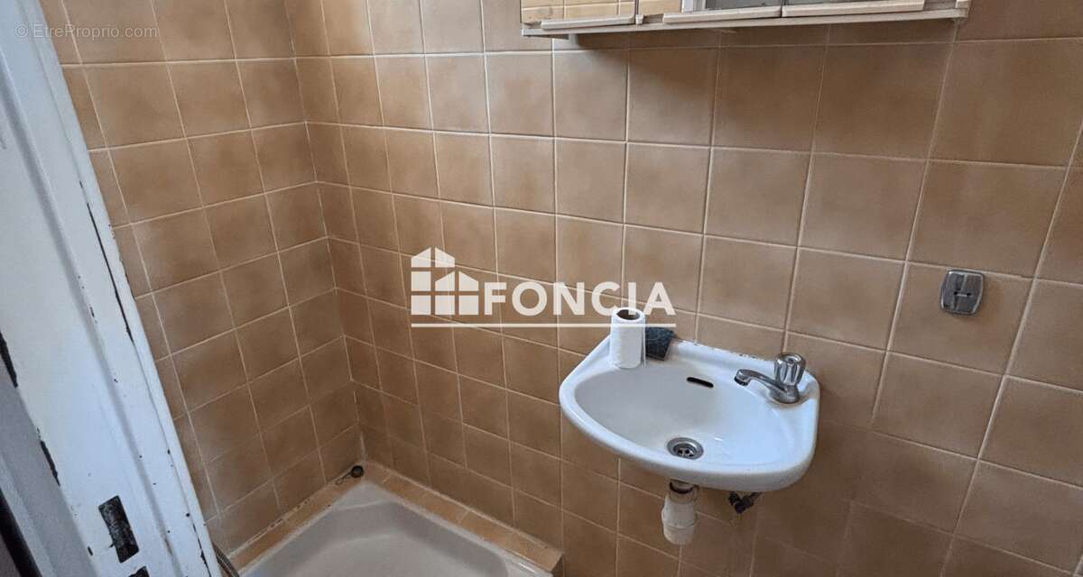 Appartement à CARQUEIRANNE