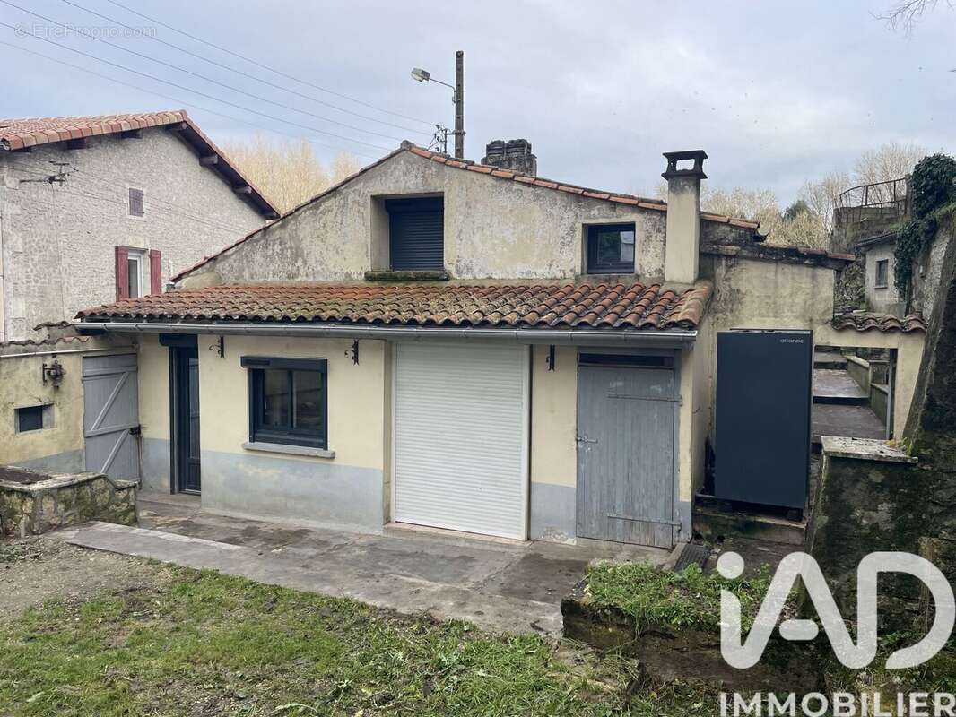 Photo 2 - Maison à SAINT-BRICE