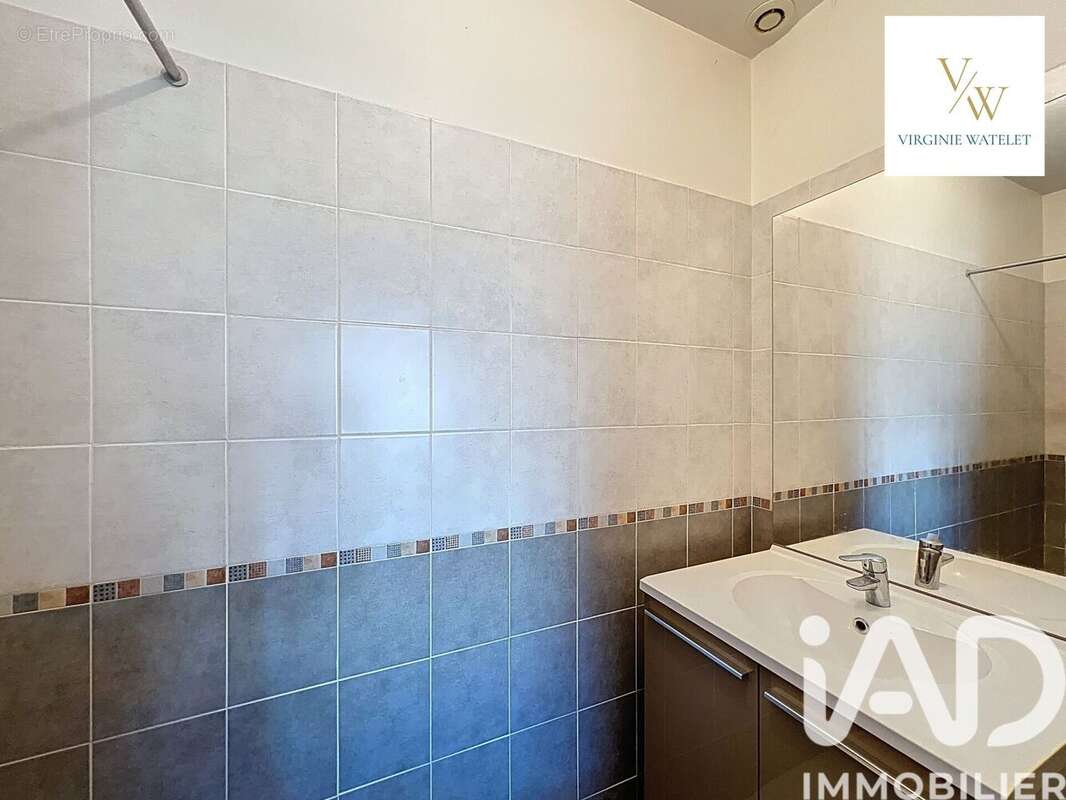 Maison 104 m² à Saint-Bauzille-De-Putois  - photo 9