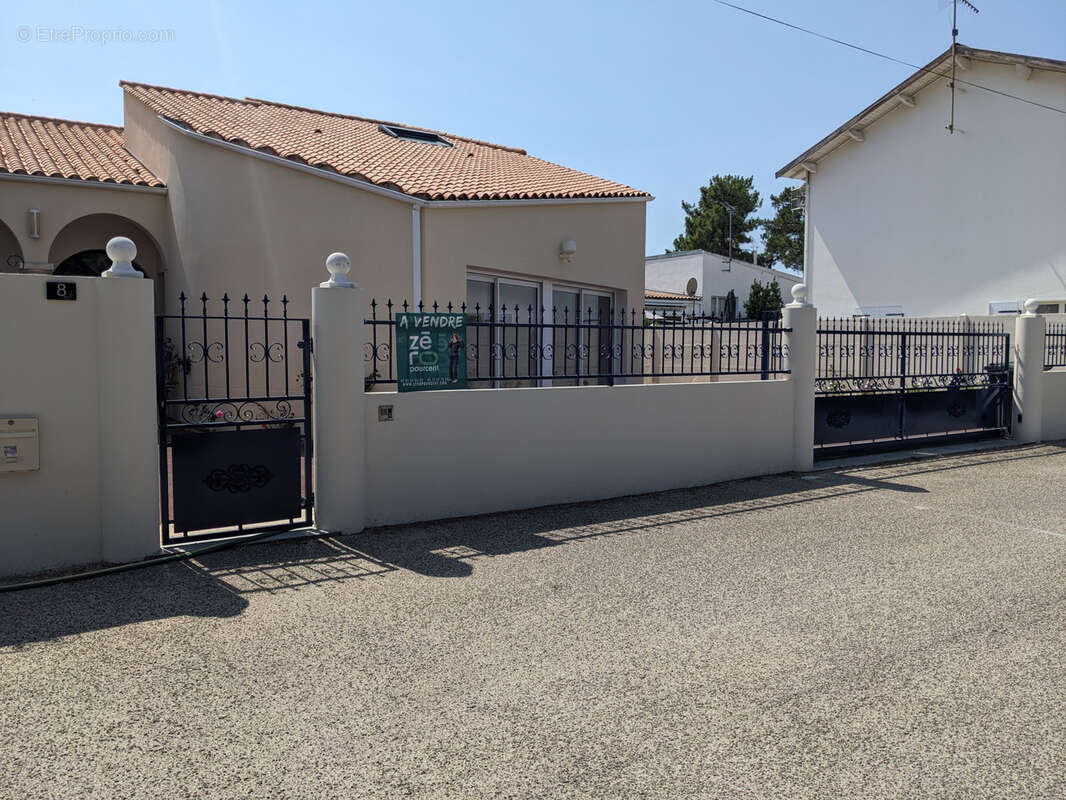 Maison à vendre à La Grière Plage   La Tranche-sur-Mer   3 chambres, jardin sans vis-à-vis, à 500 m de la plag - photo 26
