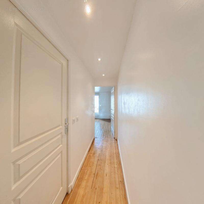 Appartement à MAISONS-ALFORT