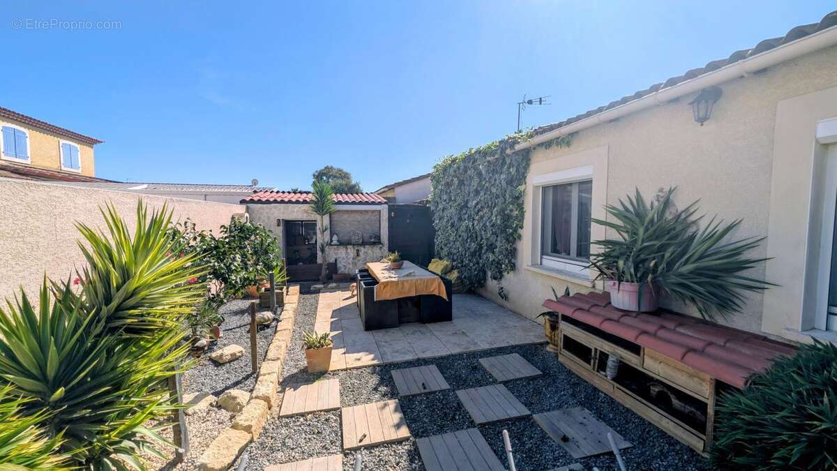Maison à LUNEL-VIEL