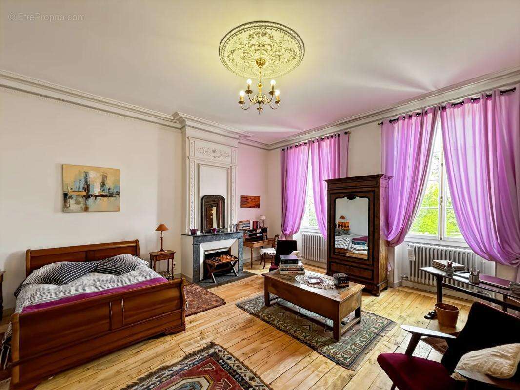 Maison à SAINT-SYMPHORIEN