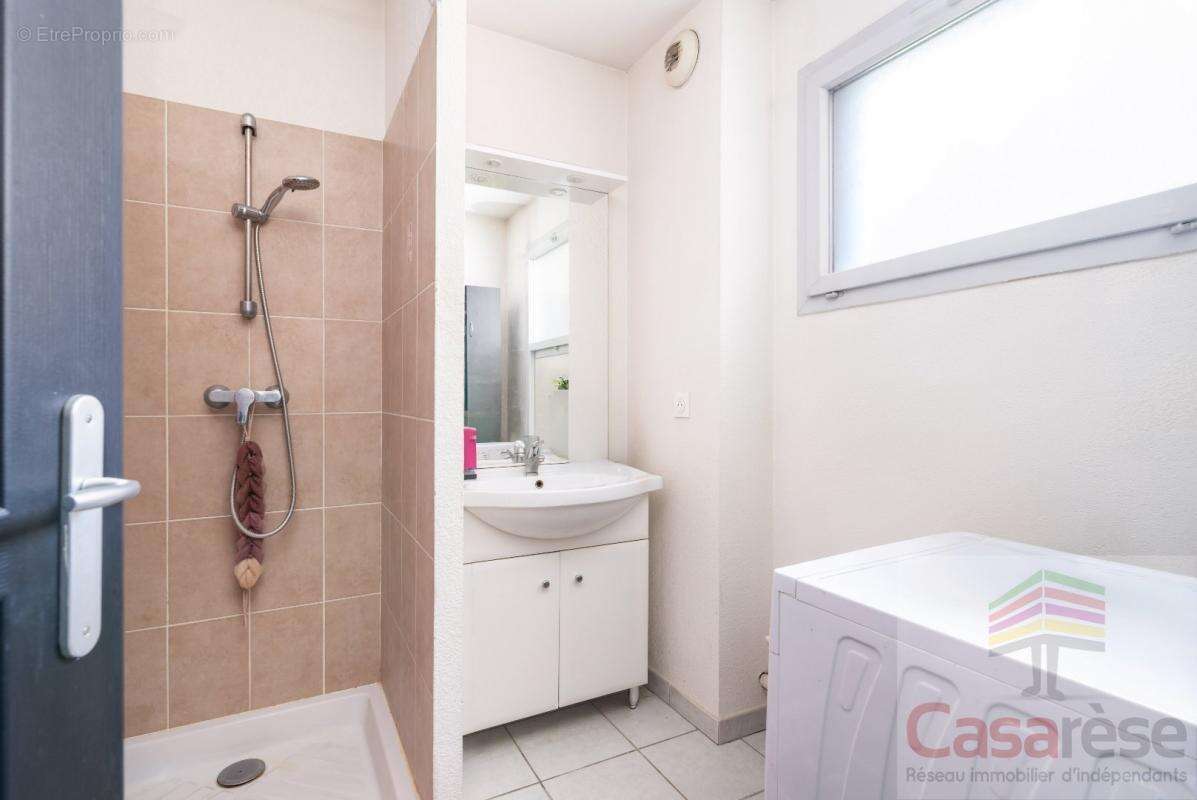 Appartement à LYON-8E