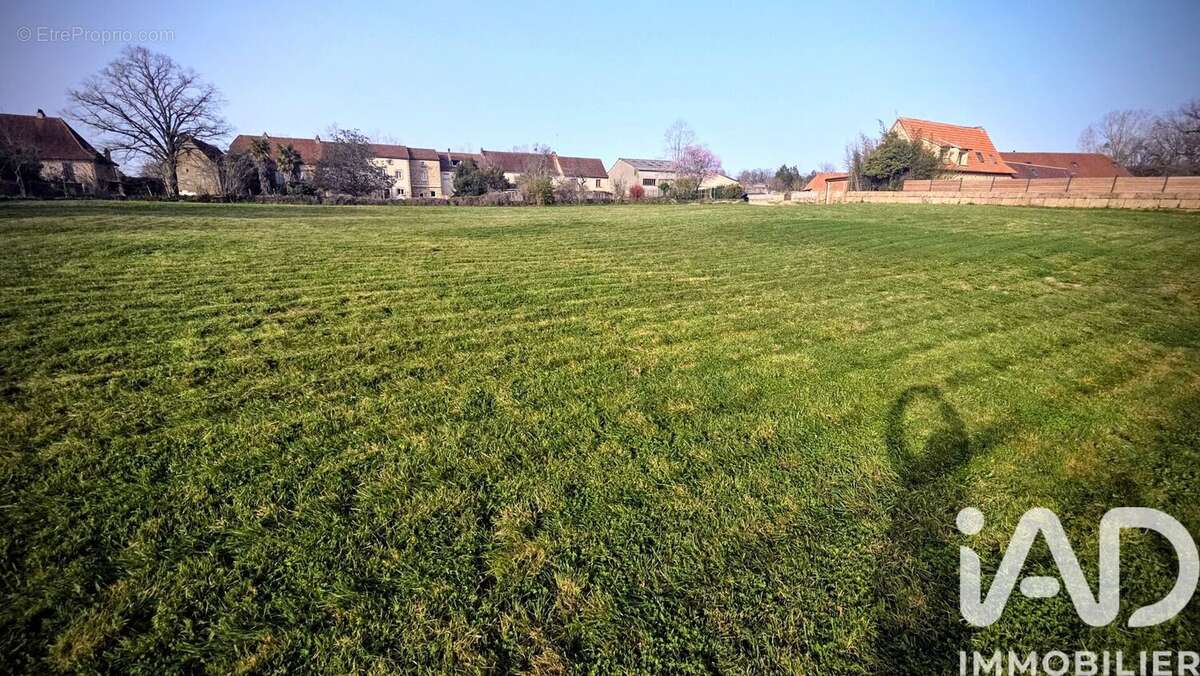 Photo 8 - Terrain à LACAPELLE-MARIVAL