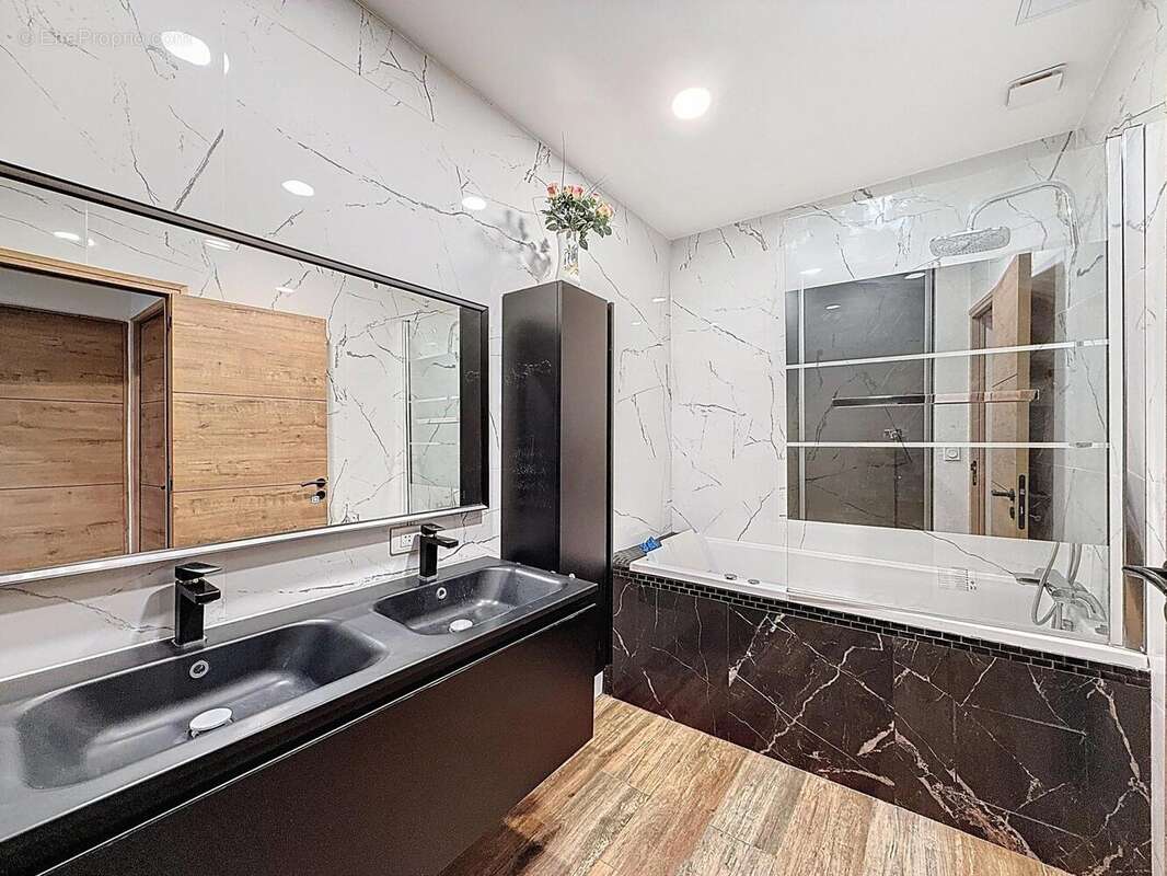 Photo 7 - Appartement à FREJUS