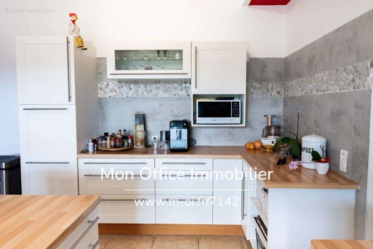 Référence : 7142-CCH - Maison 11 pièces - photo 5