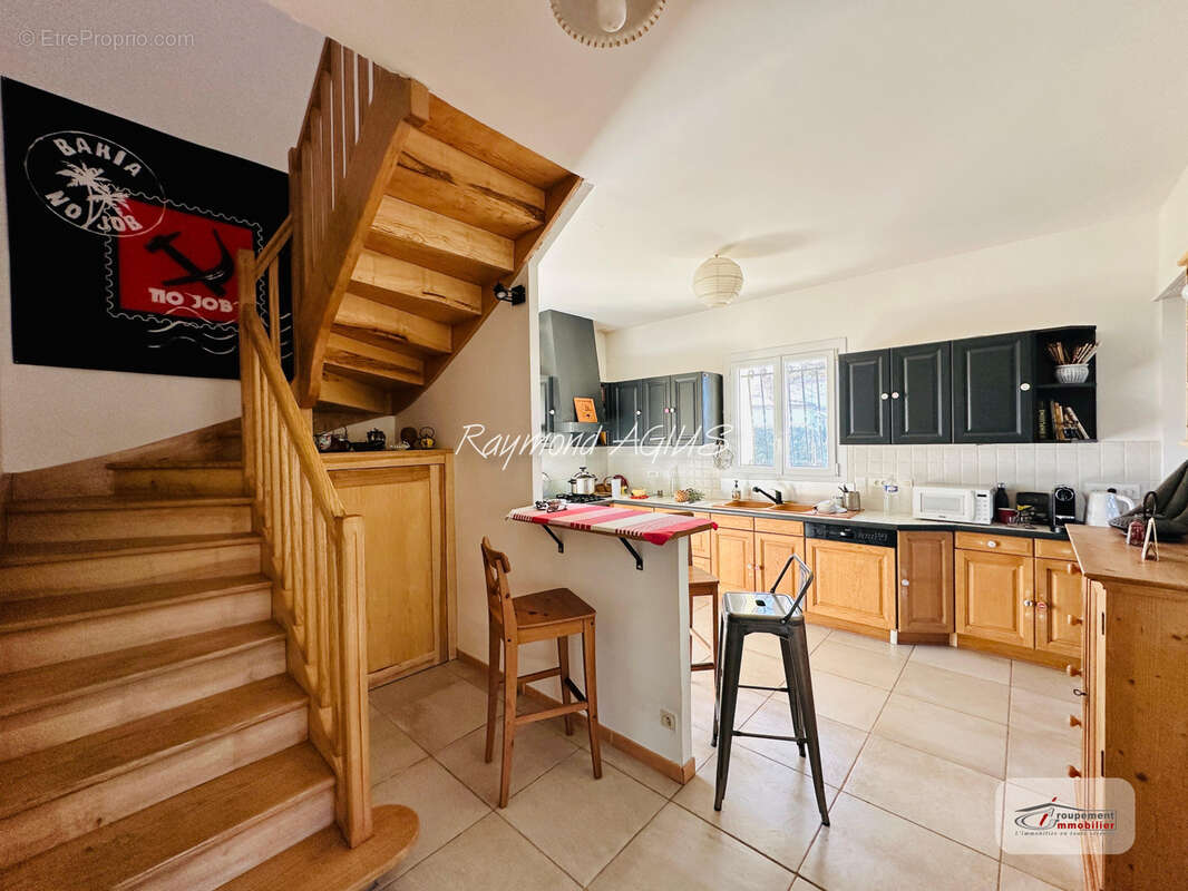 Charmante maison familiale de 4 chambres avec piscine et jardin arboré - photo 23