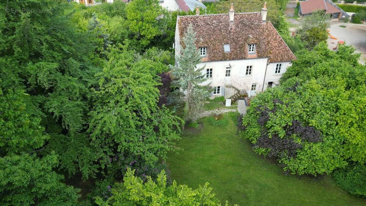 Maison à SAULIEU