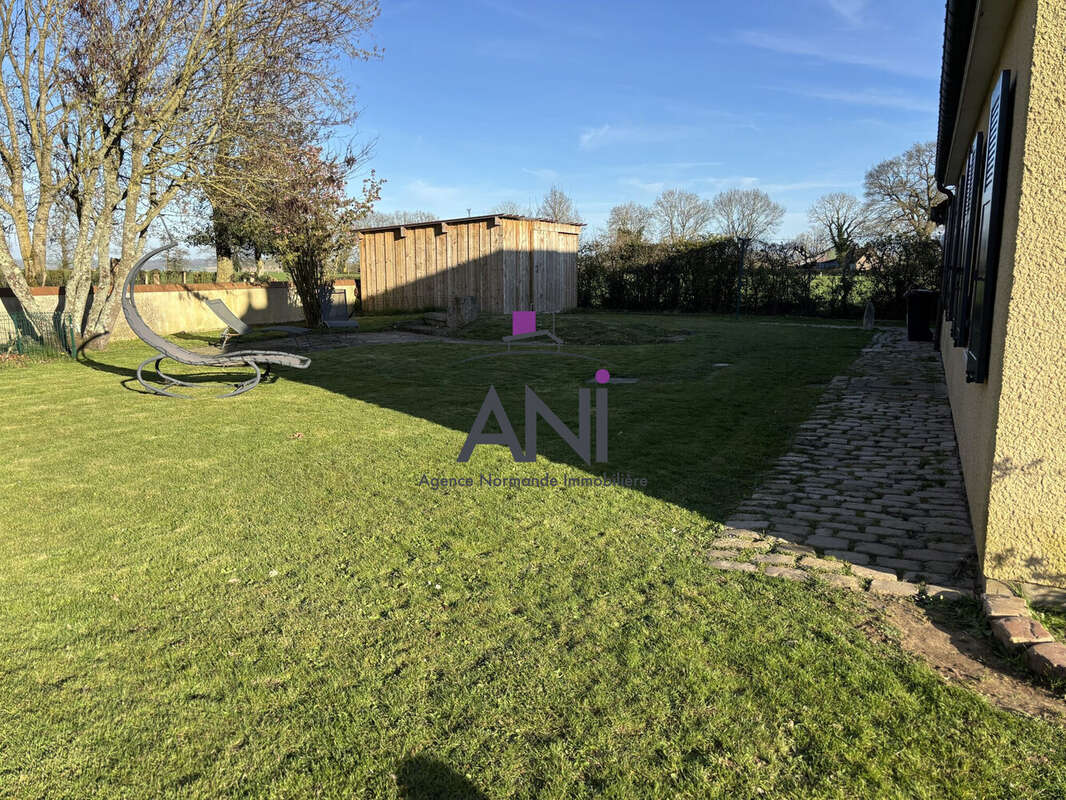 Maison à NOTRE-DAME-D'ALIERMONT