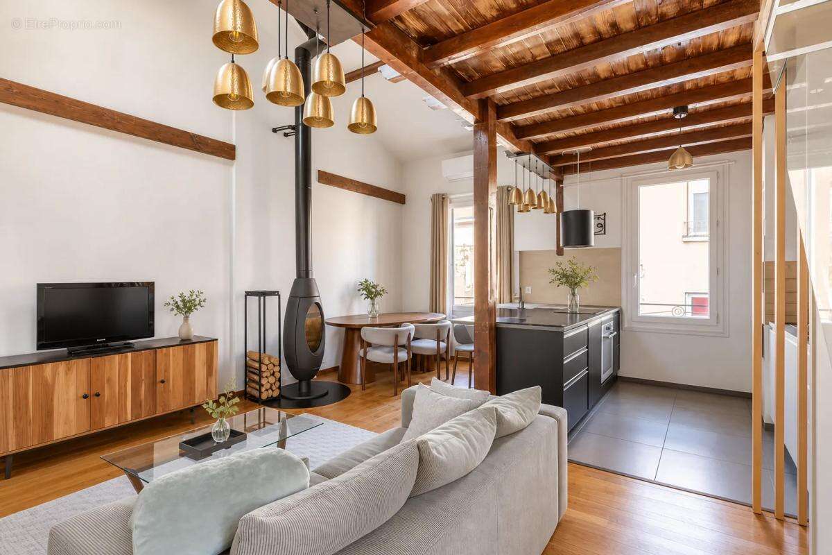 Maison à LYON-8E