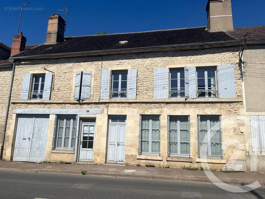 Maison à CLAMECY