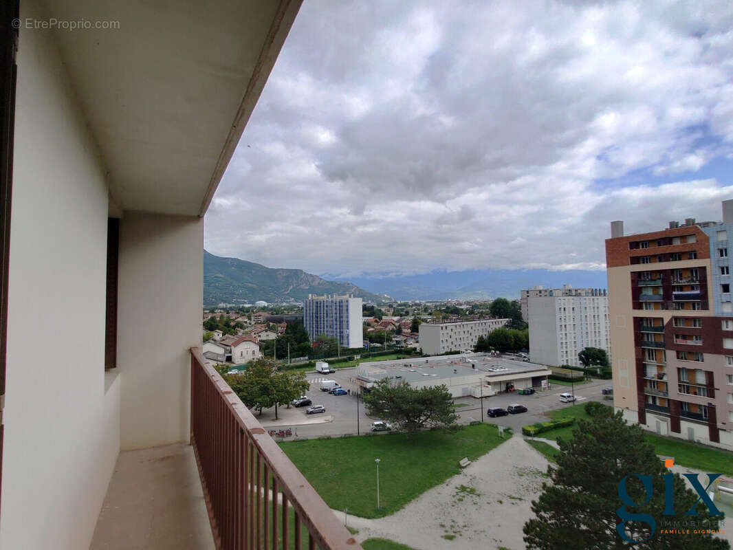 Appartement à SASSENAGE