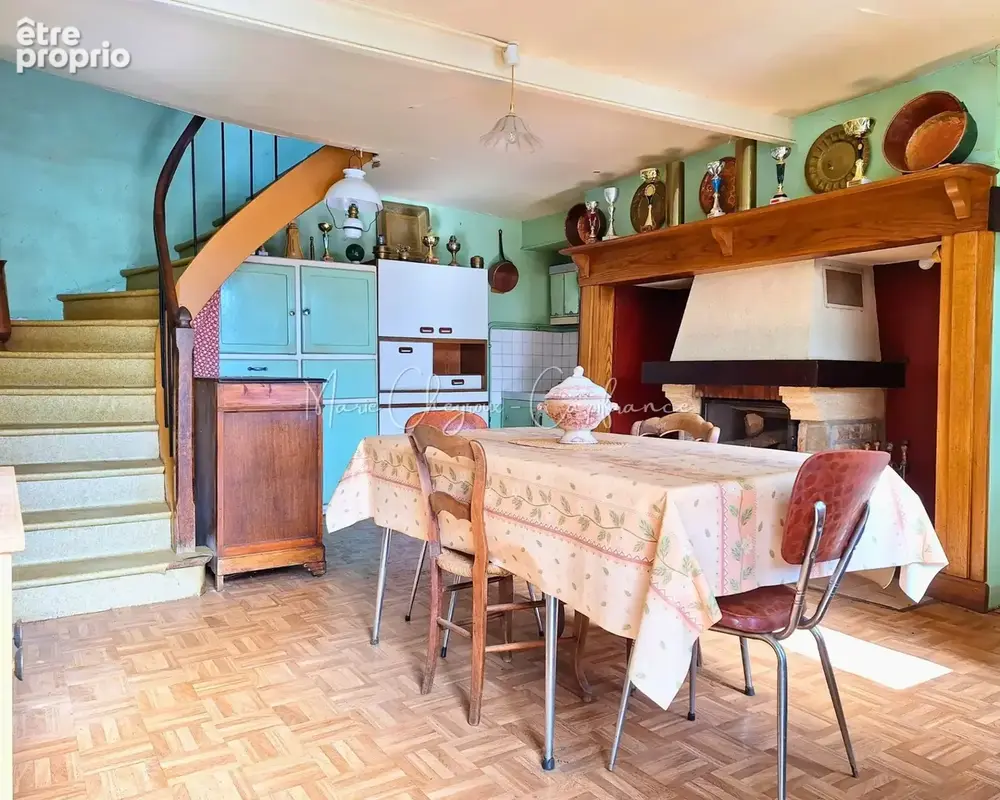 Maison de caractère en pierres – LE PESCHER (19) - photo 2