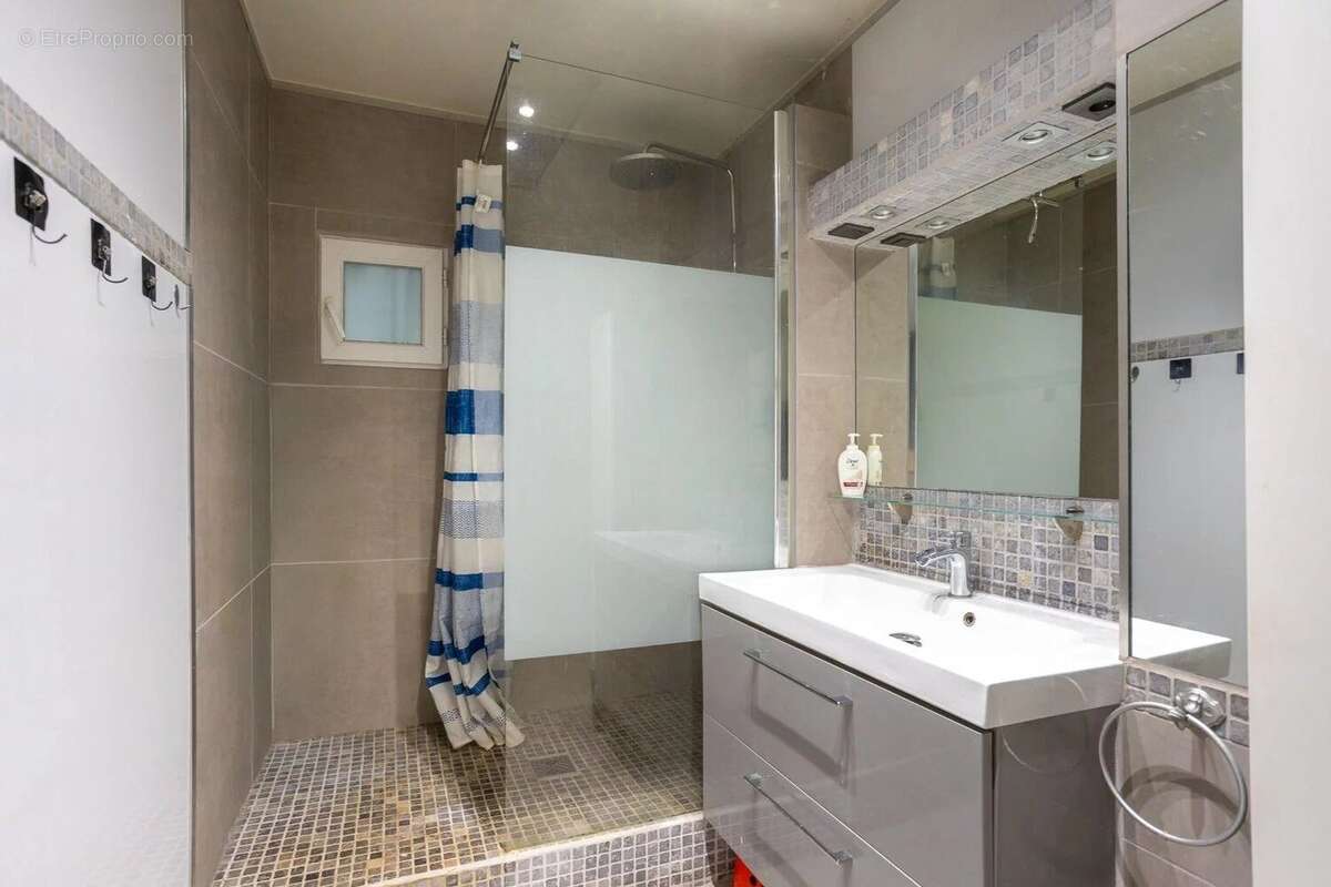 Appartement à MARSEILLE-12E