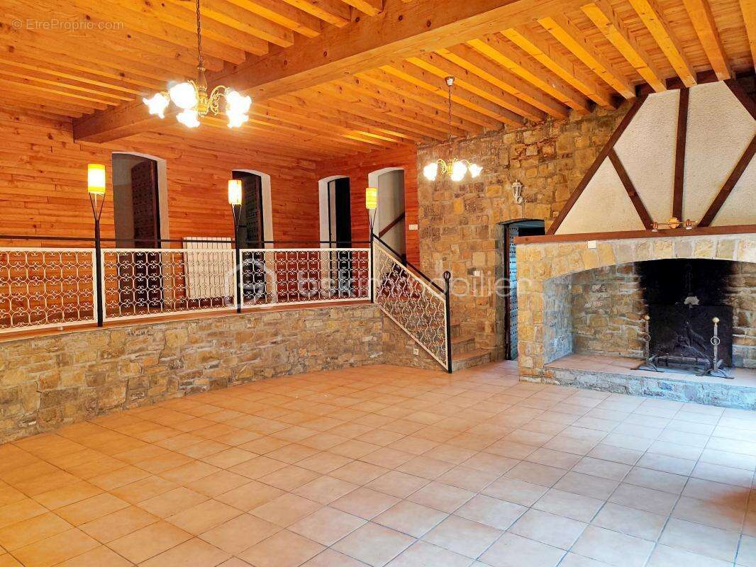 Luc sur aude - villa  atypique - garage - atelier - jardin - photo 3
