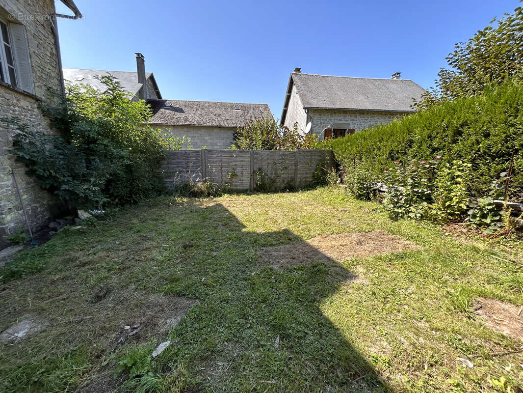 Maison à GOURDON-MURAT