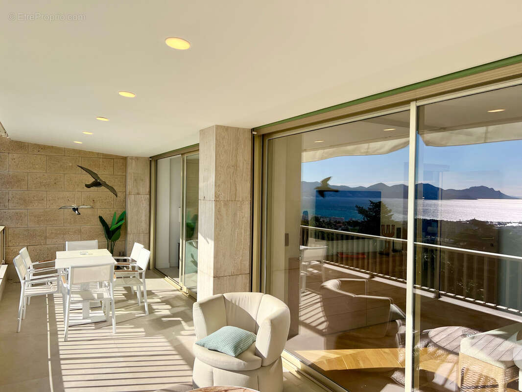 Appartement à CANNES