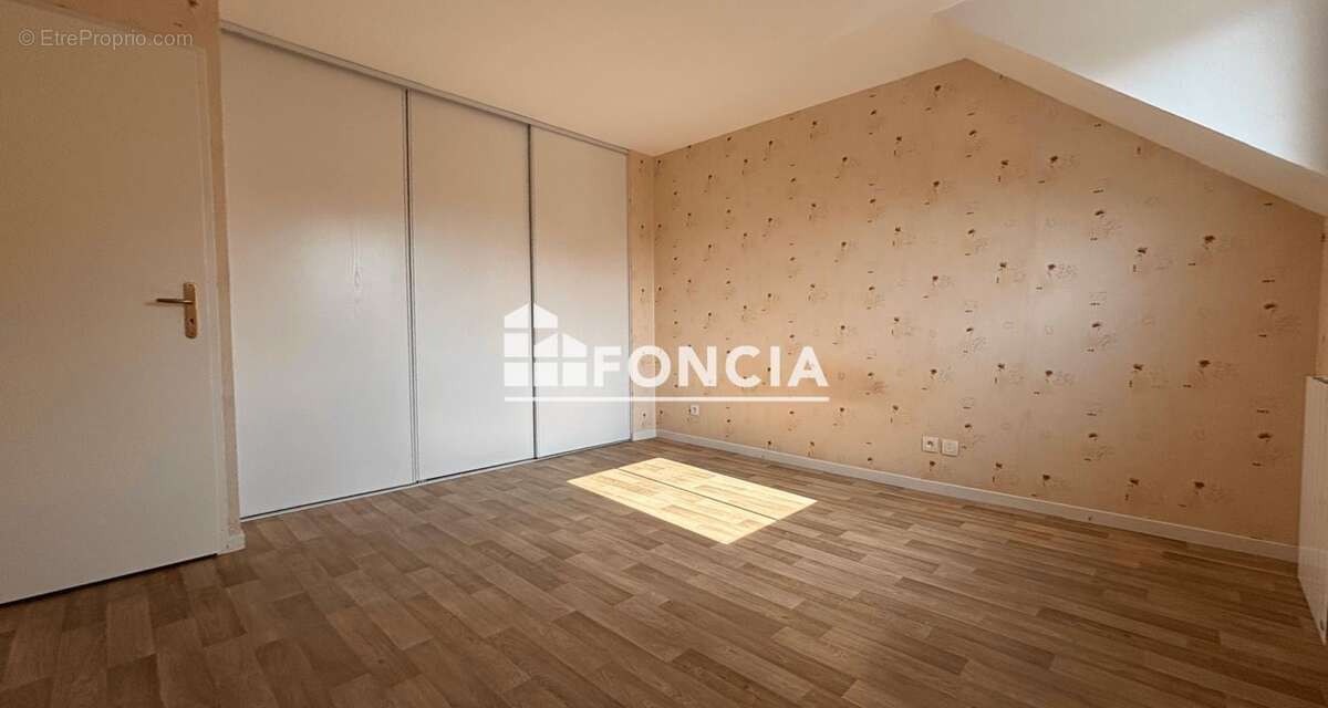 Maison à SABLE-SUR-SARTHE