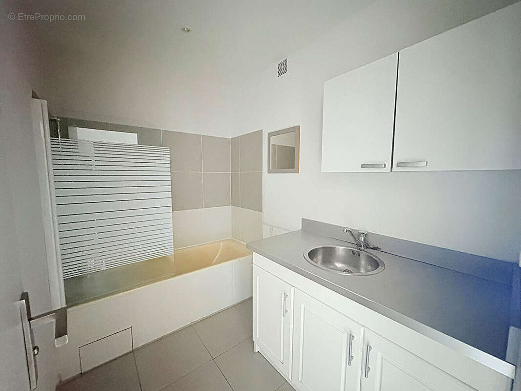 Appartement à VENCE