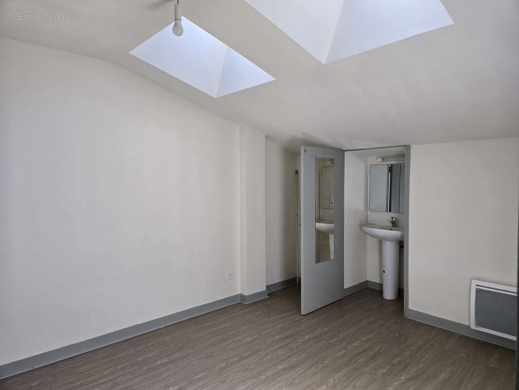 Hyper centre - duplex f4 - 95 m2 - photo 11