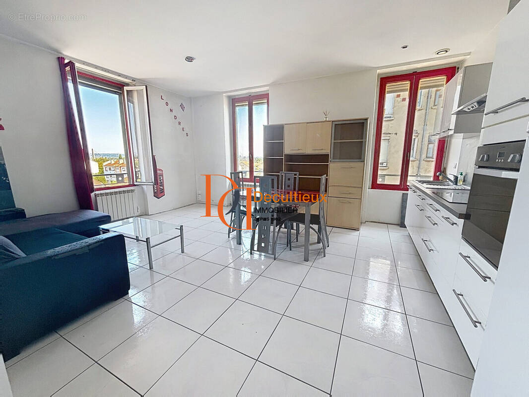 Appartement à VAULX-EN-VELIN