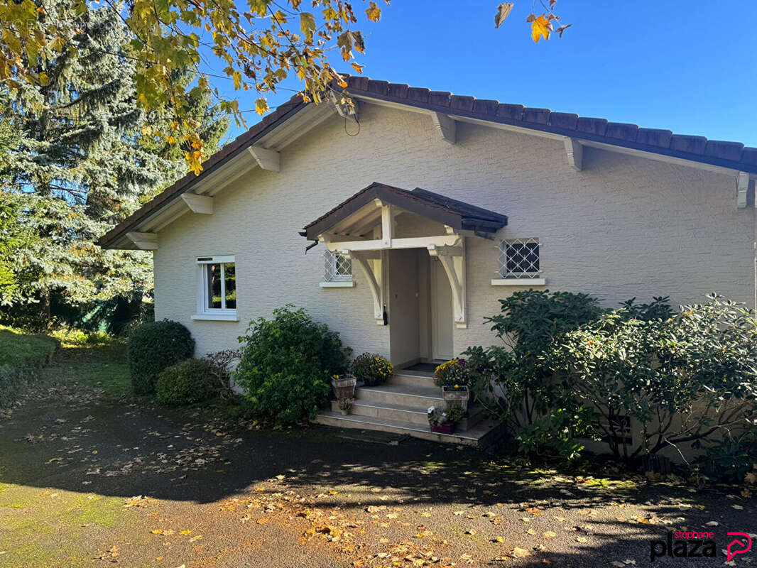 Maison à MONNETIER-MORNEX