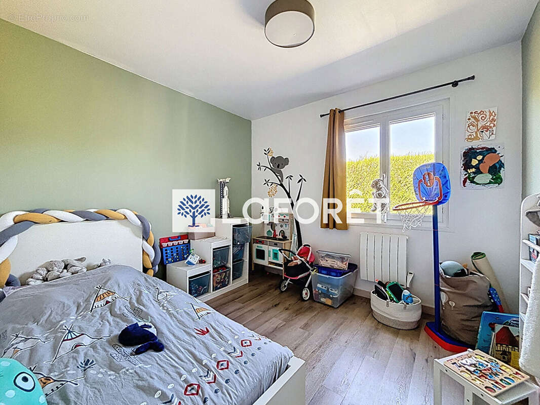 Maison à VILLARS-LES-DOMBES