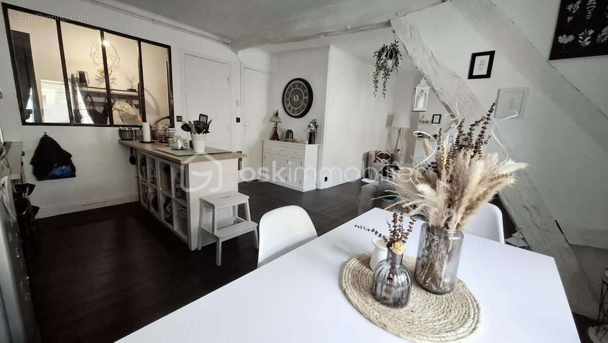 Appartement à MEREVILLE