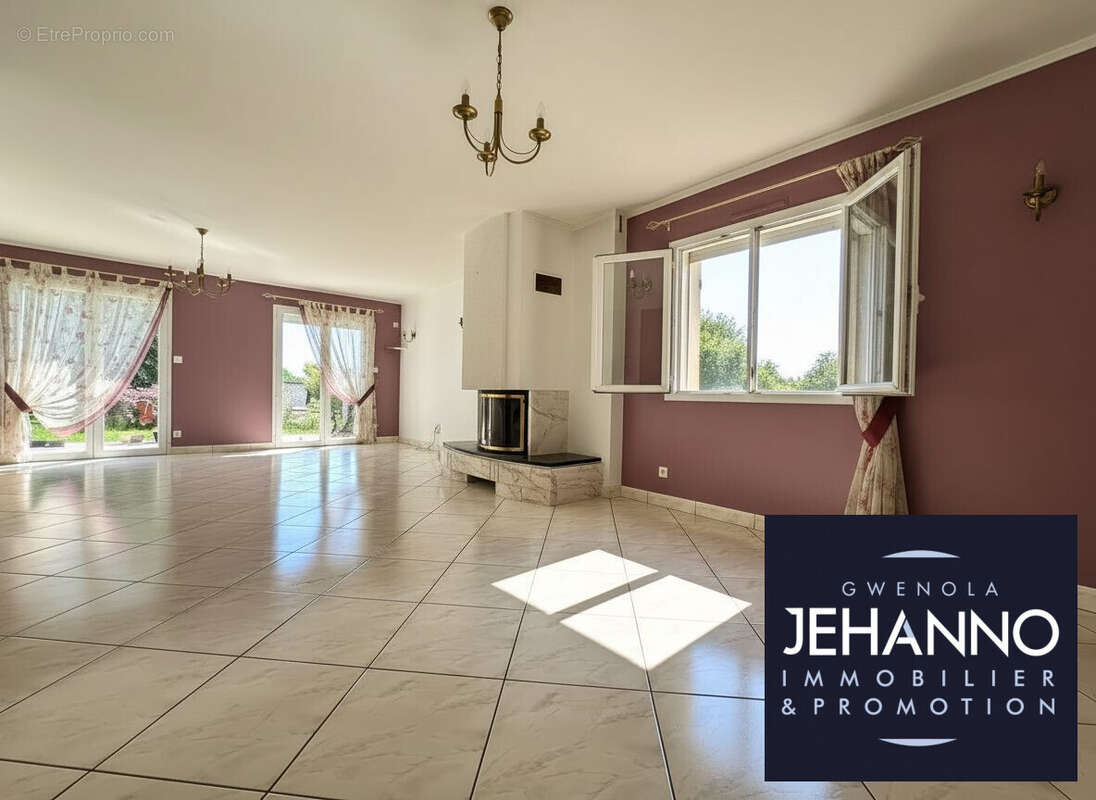 Maison 138 m² à Saint-Ave  - photo 3