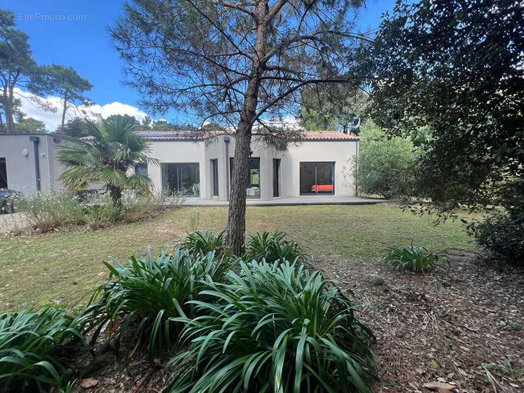 Maison à JARD-SUR-MER