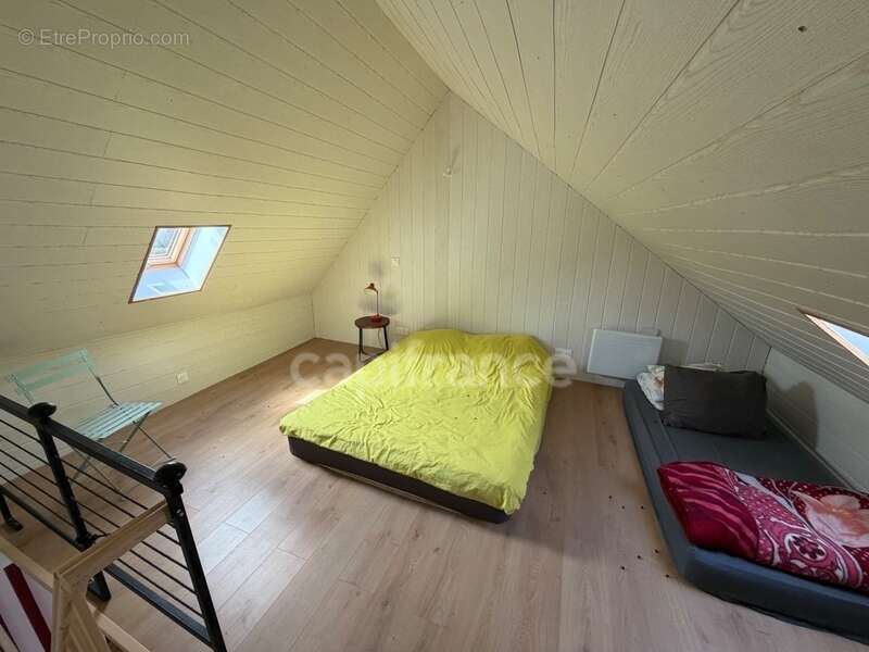 RARE SUR LE MARCHÉ - Maison à vendre 5 pièces avec studio indépendant en rez-de-chaussée - photo 9