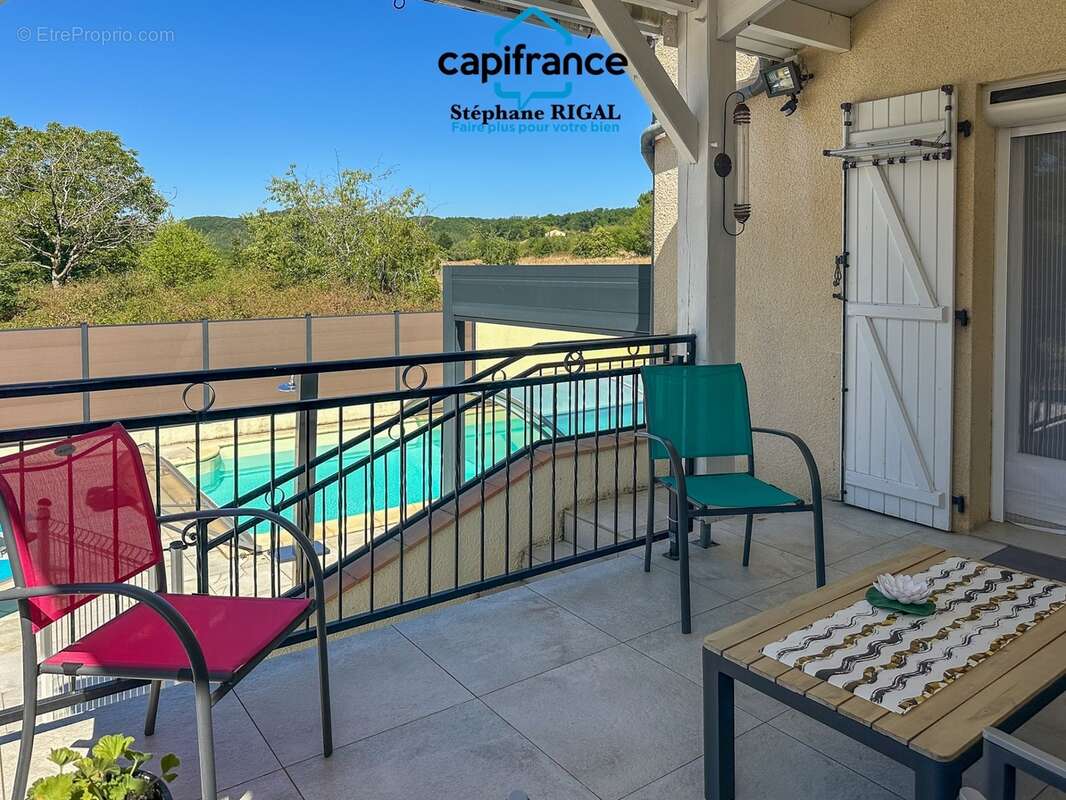 Maison en pierre à vendre 6 pièces FUMEL (47) de 120m2 environ avec piscine et garage - photo 4