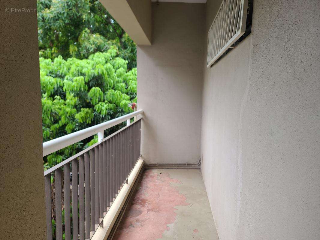 Appartement à SAINT-DENIS