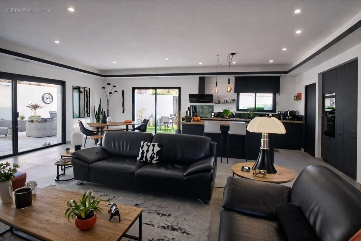 Villa plain-pied contemporaine 3 chambres avec suite parentale et terrain piscinable - photo 8