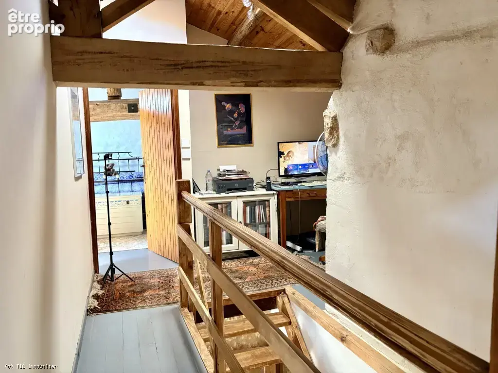 Maison de Village en Pierre Renovée avec 3 Chambres - photo 17