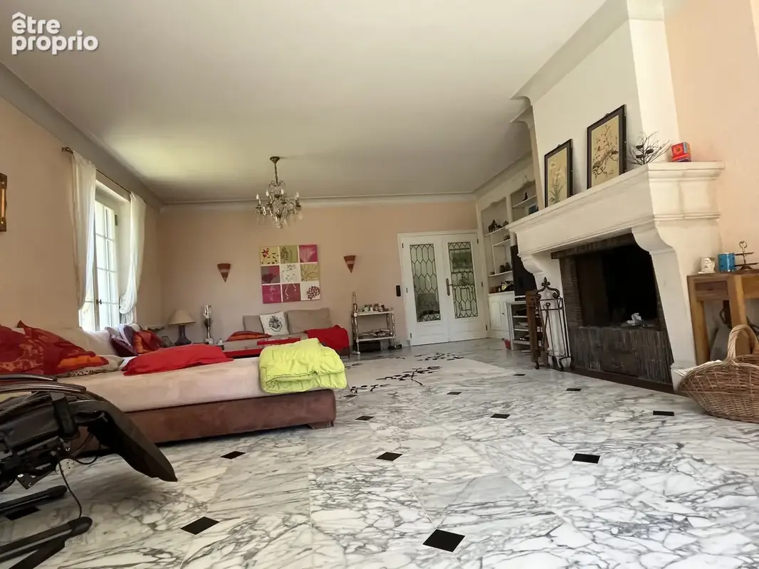 Propriété 10 pièces édifiée dans un parc de 8764 m2 - photo 8