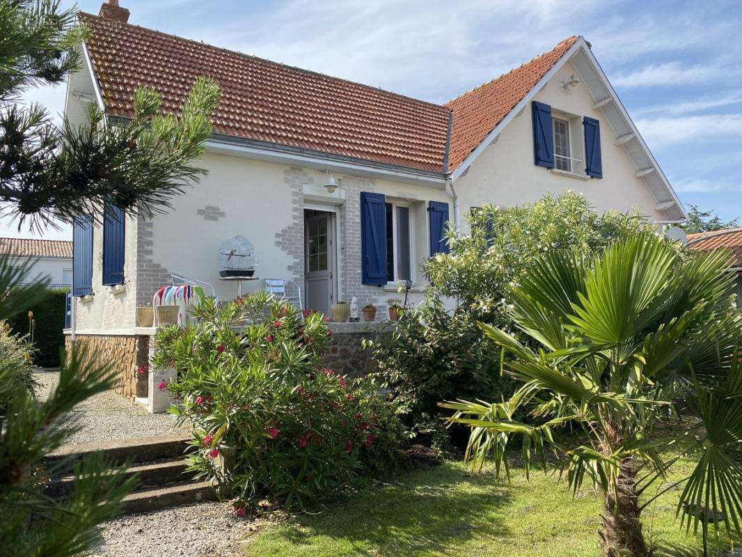 Maison à LONGEVILLE-SUR-MER