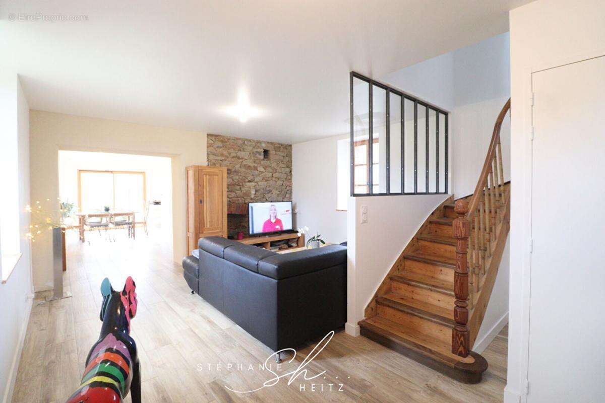 Maison à PLOUGASNOU