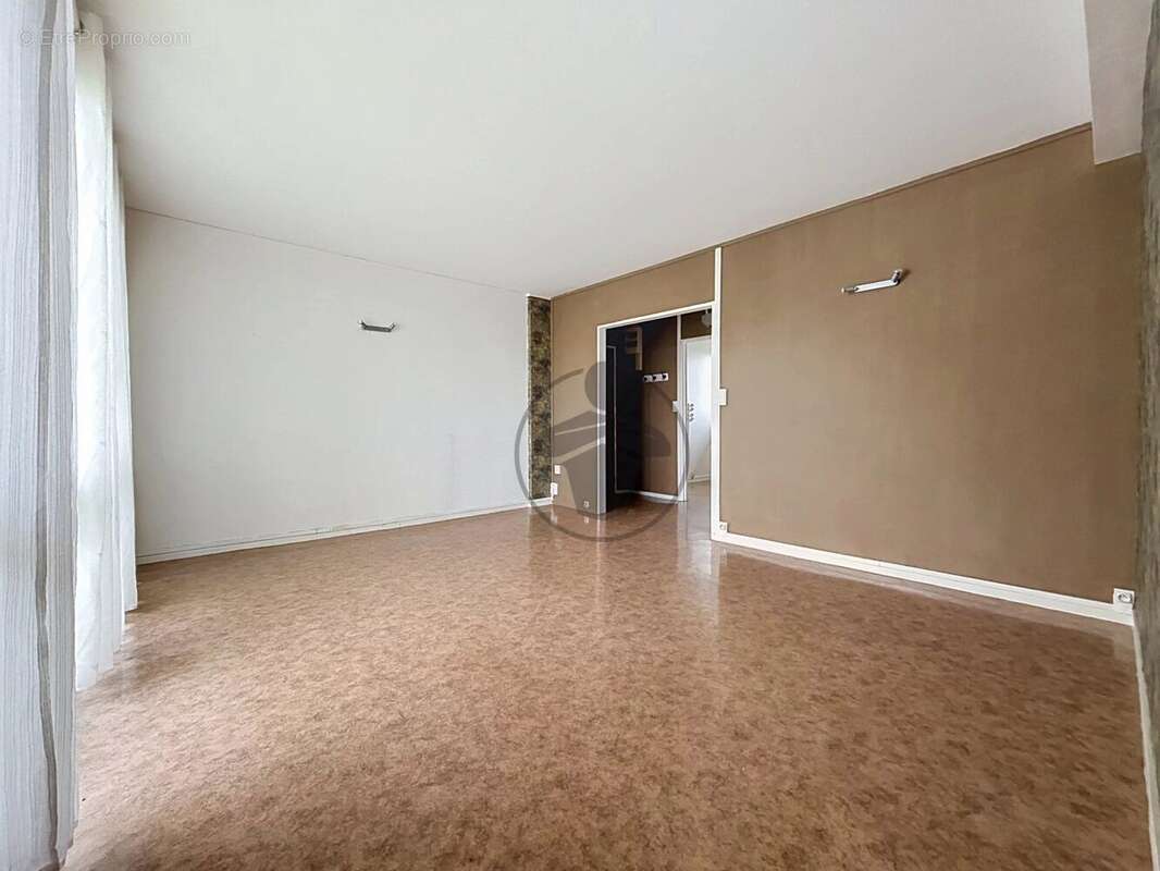 Appartement à SAINT-QUENTIN