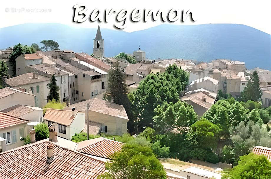 Appartement à BARGEMON