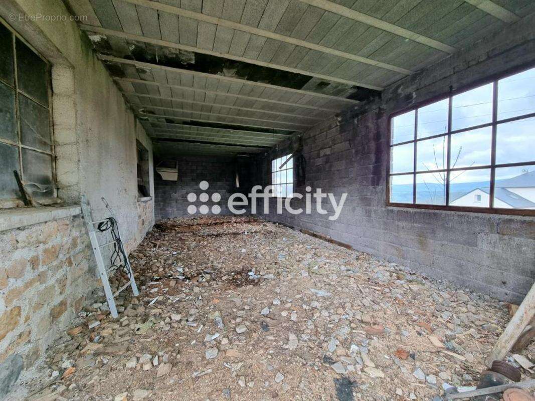 Maison à ALBARET-SAINTE-MARIE