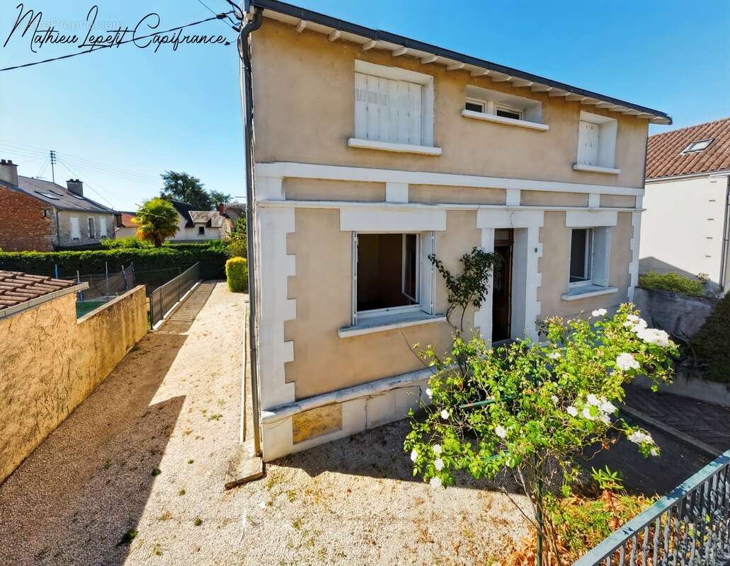  À VENDRE – Maison familiale de 159 m² avec 5 chambres et dépendance – PÉRIGUEUX (Quartier Hôpital) - photo 9